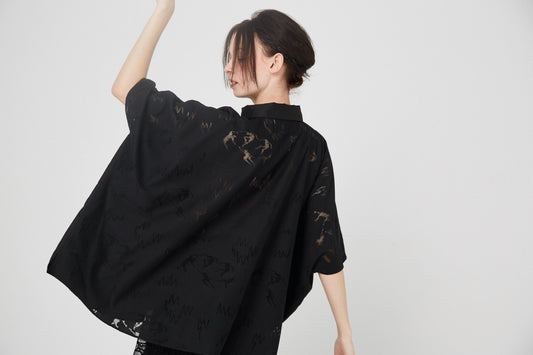 BEDSIDEDRAMA / Dancing Lace poncho shirt - BLACK