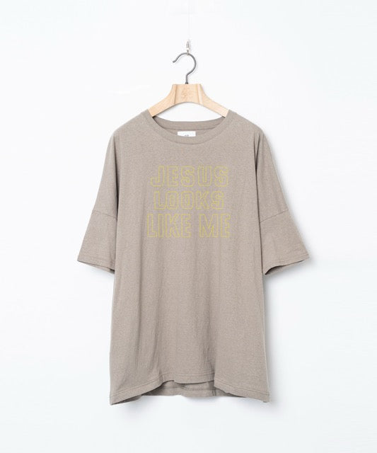 先行予約 STOF / JESUS LOOKS Emboro Tee